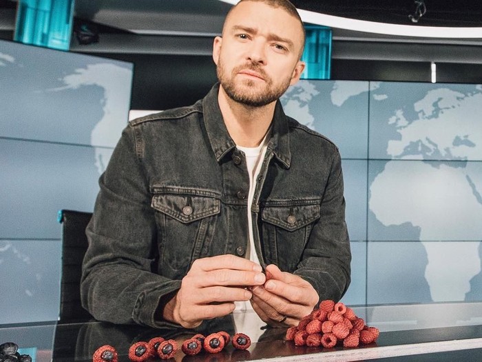 Justin Timberlake

https://www.instagram.com/p/BcVYpBuhntA/?hl=en&taken-by=justintimberlake

Credit; Justin Timberlake/Instagram