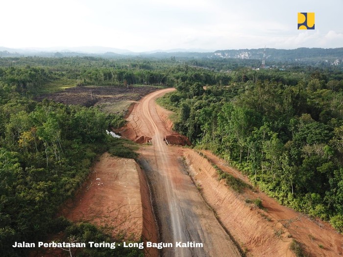 Jalan Perbatasan di Kalimantan Tembus 883 Km
