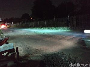 Jalan Gas Alam Depok yang Rusak Segera Diperbaiki