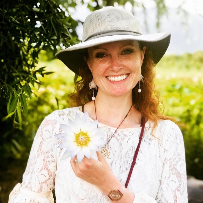 Ketika muda, Elizabeth sering ditawari menjadi model, namun industri tersebut bukanlah impiannya. Sejak remaja, ia sudah memiliki jiwa sosial yang tinggi. Foto: Instagram (@elizabeth.kucinich)