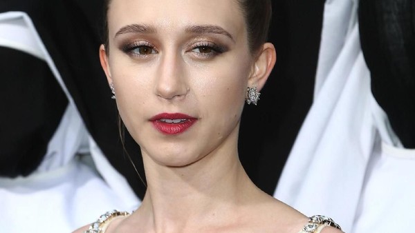 Taissa Farmiga, Si Cantik di Balik Ketegangan Teror The Nun