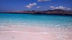 Pantai-pantai Cantik di Taman Nasional Komodo yang Ternoda