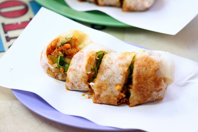 Yummy! Ada Popiah yang Renyah Enak di 8 Tempat Ini
