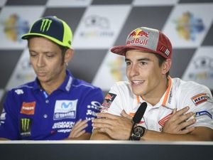 Perbedaan Mencolok Rossi dan Marquez di Mata Legenda MotoGP