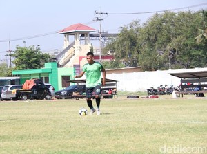 Dipanggil Timnas, Irfan Jaya Absen Saat Persebaya Hadapi PS Tira