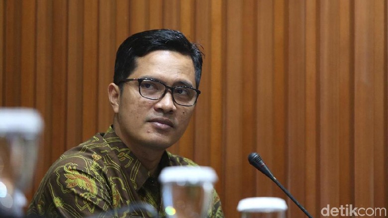 2 Saksi Terkait Kasus Eddy Sindoro Dicegah KPK ke Luar Negeri 2 Saksi Terkait Kasus Eddy Sindoro Dicegah KPK ke Luar Negeri