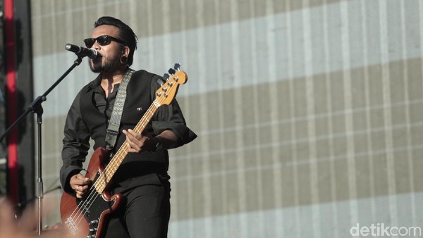 Endank Soekamti Panaskan Soundrenaline 2018