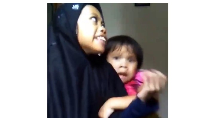 Gambar Anak Kecil Kaget Lucu