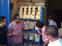 Pagi-pagi, Bulog Cek Pasokan Beras di Pasar Cipinang