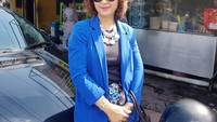 Mantan pegawai Bank Mandiri ini juga doyan brongkos. Warung Handayani jadi tempat favoritnya untuk mendapat brongkos enak saat berada di Jogja. yg suka brongkos mampir sini ya kalau ke Jogja, tulisnya. Foto: Instagram ririen_suryo
