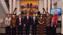 Mendes Ucapkan Selamat atas HUT Kemerdekaan ke-70 Korut Mendes Ucapkan Selamat atas HUT Kemerdekaan ke-70 Korut