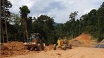 Begini Perjuangan Bangun Jalan Perbatasan di Kalimantan