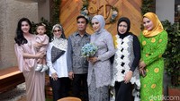 Selaat ya Shinta dan Idham semoga lancar sampai hari pernikahan. Foto: Shinta Bachir dan Idham (Noel/detikHOT)