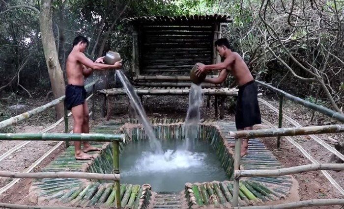 Foto: screenshot YouTube Primitive Tools Foto: screenshot YouTube Primitive Tools
