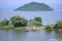 Cantiknya Waduk Jatigede Sebelum Kering Kerontang