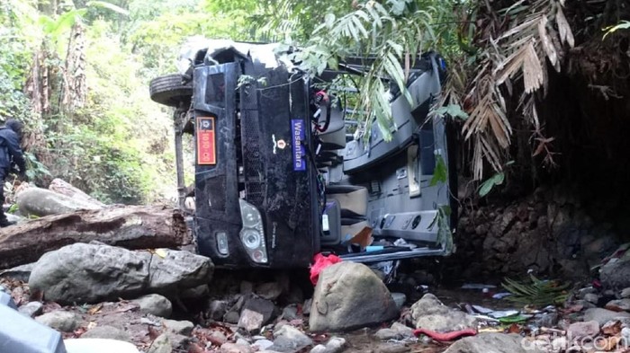 Terjun ke Jurang di Sukabumi, Begini Kondisi Bus Lemhanas