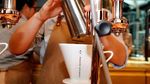 Lebarkan Bisnis, Starbucks Buka Gerai Pertama di Italia