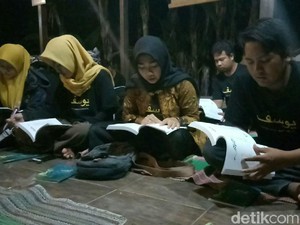 Begini Cara Banyuwangi Mengakrabkan Milenial dengan Lontar Yusuf