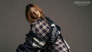 Cantik Sekaligus Edgy, Nia Ramadhani Bergaya Hypebeast Pakai Balenciaga