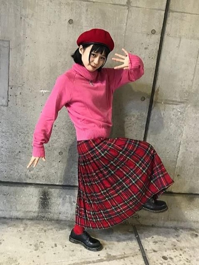 Pada video tersebut juga terdengar sang ibu menyatakan jika Bibian melakukan 10 kali live streaming maka pendapatannya sama dengan gajinya sebagai idol selama sebulan. Foto: Instagram/@bibianmurakawa