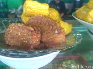 Orang Warteg Bantah Tempe Setipis ATM Seperti Kata Sandi