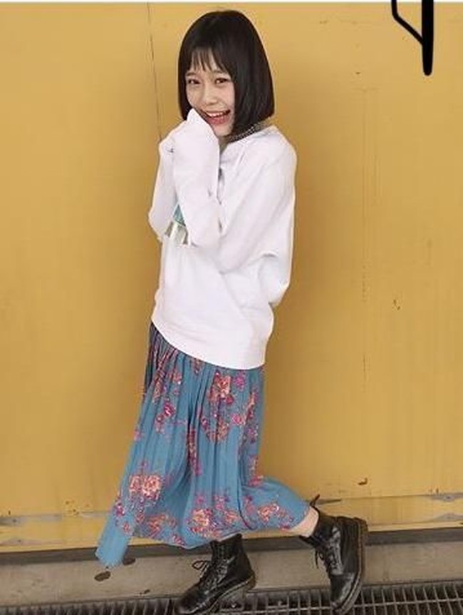 Idol yang tinggal di Fukuoka,Jepang ini tak sengaja menyebutkan kepada wanita yang diduga sebagai ibunya bahwa ia mendapatkan 16 ribu yen atau Rp 2,1 juta setiap kali ia melakukan live streaming Foto: Instagram/@bibianmurakawa