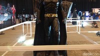 Untuk harga termurah adalah action figure Captain America Rp 72 juta, lalu Ironman Rp 180 juta, Hulk dan Tahnos masing-masing Rp 200 juta, Darth Vader Rp 220 juta, dan termahal Batman Rp 250 juta. Foto: Trio Hamdani