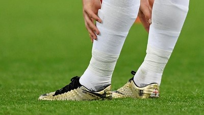 Sepatu Emas Kane di Laga Inggris Vs Spanyol