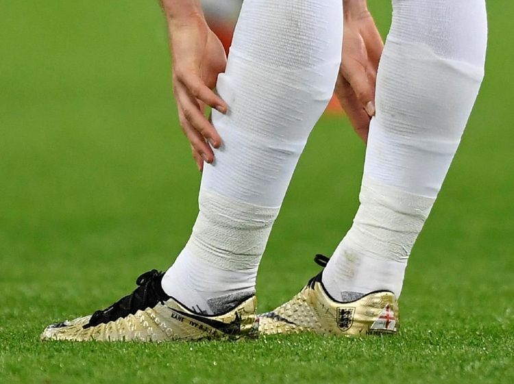 Sepatu Emas Kane di Laga Inggris Vs Spanyol