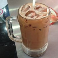 Jual Es Cokelat Terlalu Mahal, Restoran Ini Didenda Rp 107 Juta