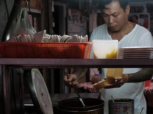 Mantan Anggota Mafia, Pria Ini Buat Mie untuk Orang yang Membutuhkan