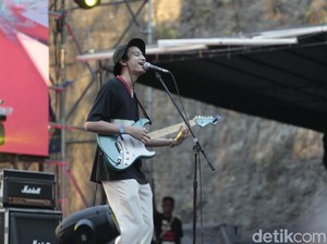Main di Pensi, Phum Viphurit Kaget
