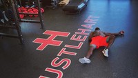 Walaupun sibuk dengan berbagai aktivitasnya, Kevin Hart tetap rutin berolahraga. (Foto: Instagram/kevinhart4real)