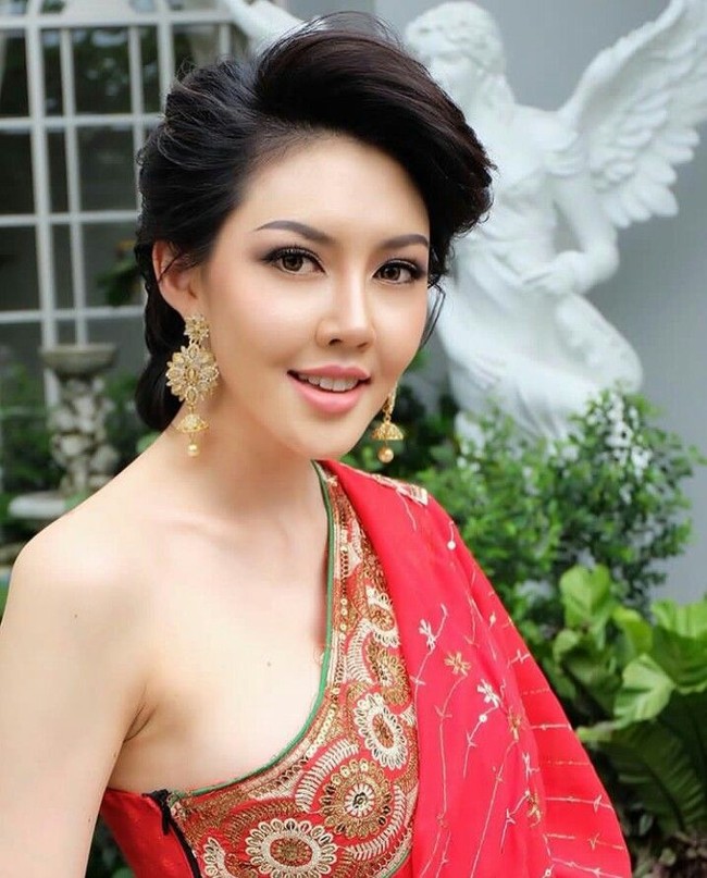 Saat diinvestigasi, di toilet yang ada di ruangan tersebut ditemukan juga sebuah racun. Seperti dikutip dari Bangkok Post, Kae meminum racun tersebut sebelum ia loncat. Foto: Dok. Instagram