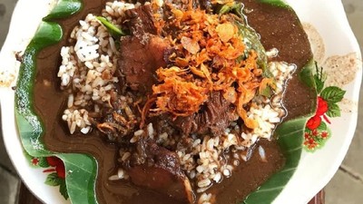 Yuk, Sarapan Nasi Pindang Daging yang Hangat dan Gurih!