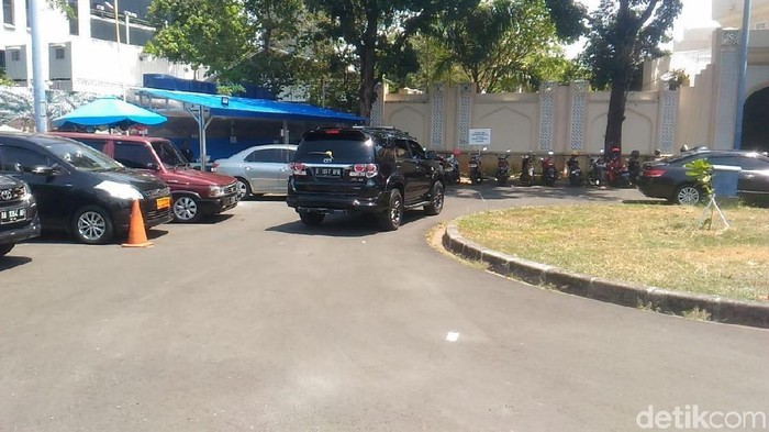 Usai Hadiri HUT PD di Rumah SBY, Roy Suryo Buru-buru Pulang