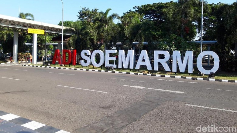 Bandara Adi Soemarmo (Ragil Ajiyanto/detikcom) Bandara Adi Soemarmo (Ragil Ajiyanto/detikcom)