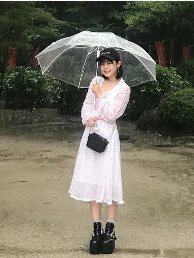 Pada video yang dibagikan oleh netizen Twitter @48gtosaka yang telah dilihat 508 ribu lebih kali ini terungkap pendapatan Bibian yang diterimanya saat live streaming. Foto: Instagram/@bibianmurakawa