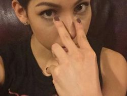 Foto Misterius yang Ditemukan Orang di Ponselnya