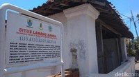 Lawang Sanga dibangun oleh Pangeran Wangsakerta pada era Sultan Sepuh I Syamsudin Martawijaya tahun 1677 masehi (Sudirman Wamad/detikTravel)