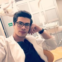  Felipe merupakan dokter gigi yang berasal dari Calama dan mendedikasikan waktu luangnya untuk pemodelan dan fotografi. Foto: Facebook