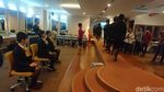Potret Latihan Para Pramugari