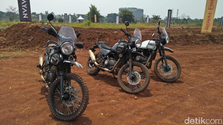 Royal Enfield Himalayan Royal Enfield menggelar test ride motor Himalayan di Pondok Aren, Tangerang Selatan, Banten