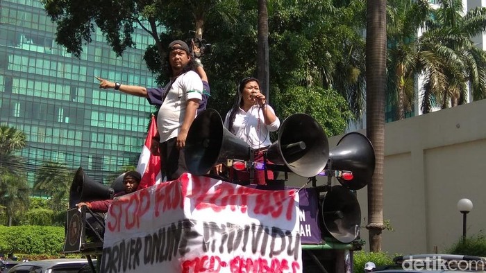 Geruduk Kantor Grab, Pengemudi Online Tolak Eksploitasi