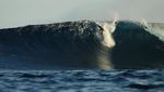 Model Brasil Tampan dan Pesona Kepulauan Mentawai
