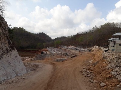 Babat Bukit, Peternakan Ayam di Gunung Sewu Langgar Perda? Babat Bukit, Peternakan Ayam di Gunung Sewu Langgar Perda?