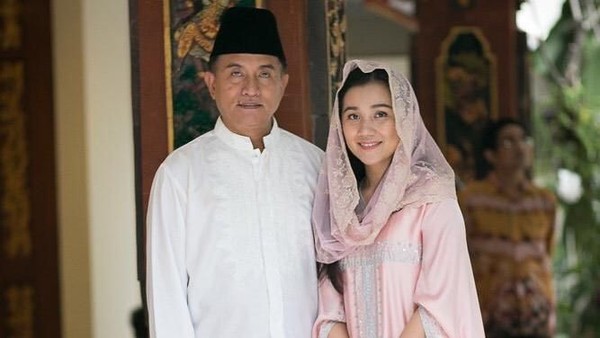 Lebih Muda 27 Tahun, Pesona Istri Yusril Ihza Mahendra yang Cantiknya Awet