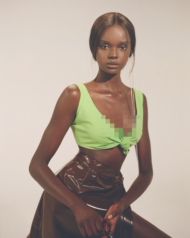 Duckie Thot yang kini berusia 22 tahun berasal dari Australia. Sebelum debut di Victorias Secret, ia eksis di runway Yeezy dan juga menjadi wajah untuk Fenty Beauty milik Rihanna. Foto: Instagram