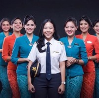 Tania kerap mengunggah berbagai aktivitas dirinya mulai dari gaya liburan hingga profesinya sebagai pilot. Foto: Instagram