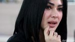 Persiapan Syahrini, Stand Up Comedy hingga Headpiece